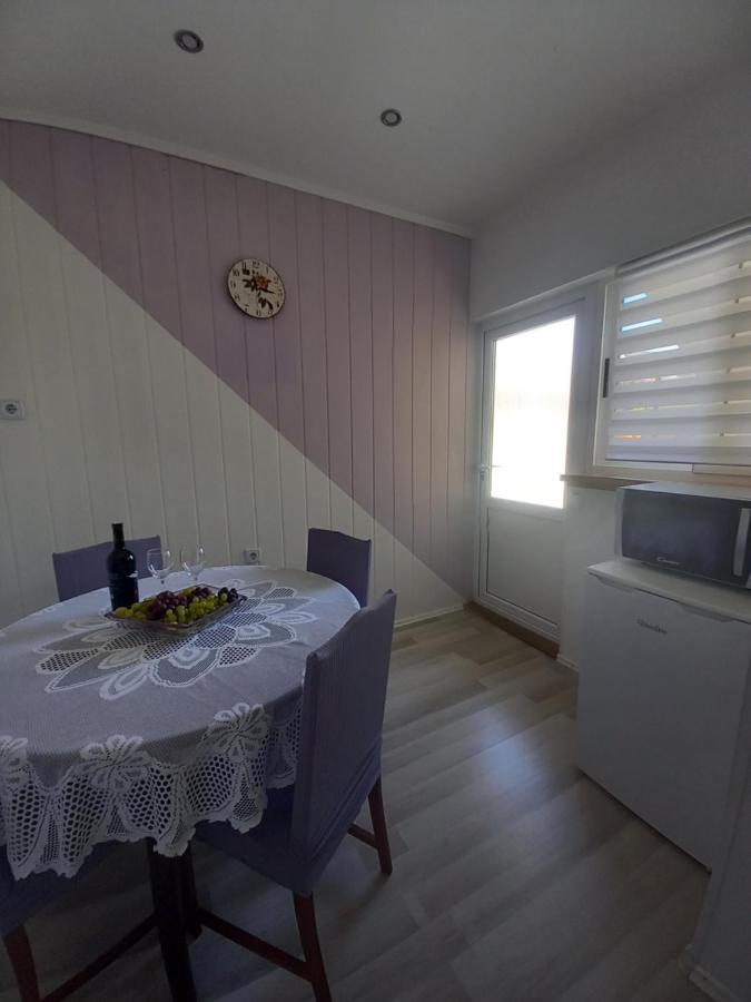 Apartman Maja Apartment Kastela Bagian luar foto